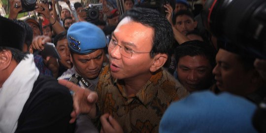 Polri selesaikan pemeriksaan Ahok tersangka nista agama hari ini