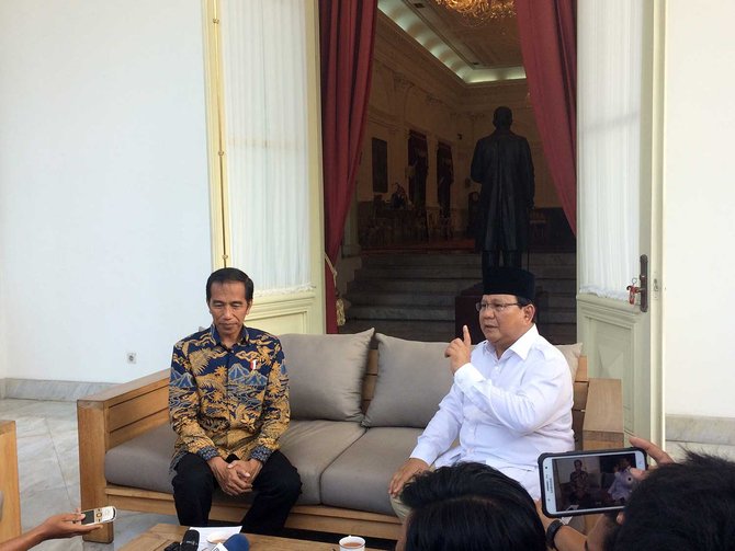 jokowi dan prabowo di istana