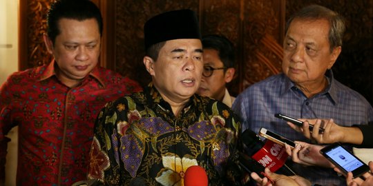 Akom legowo jabatan ketua DPR diambil alih Setya Novanto