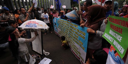 Tolak reklamasi Teluk Jakarta, massa geruduk Kedubes Belanda