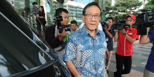 Akbar Tandjung minta pergantian Ketua DPR bicarakan ke senior Golkar
