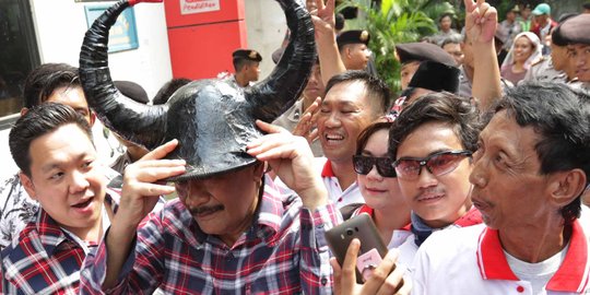 Gaya Djarot tampil 