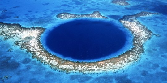 cincin-cincin karang terindah di dunia, apakah indonesia juga punya?