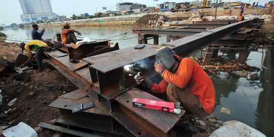 Kemenhub sebut target proyek jalur kereta ganda mundur dari 2018