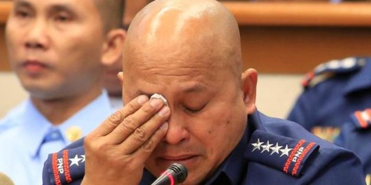 Kepala polisi Filipina nangis disebut anak buahnya terlibat narkoba