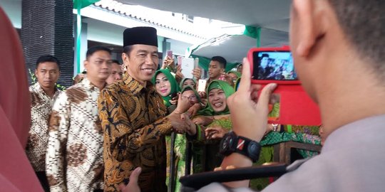 Kepada muslimat NU, Jokowi ingatkan kebhinekaan Indonesia