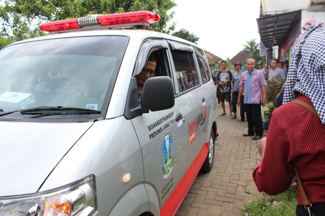 jenazah kristiana dewi tiba di rumah duka