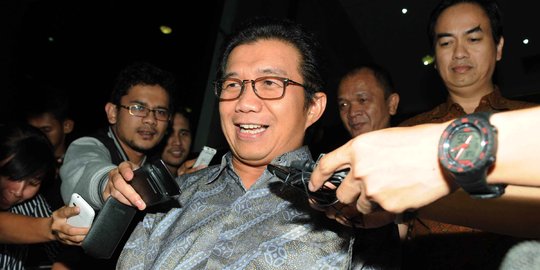 Bos OJK: Belakangan ini saya sibuk terima keluhan investasi bodong