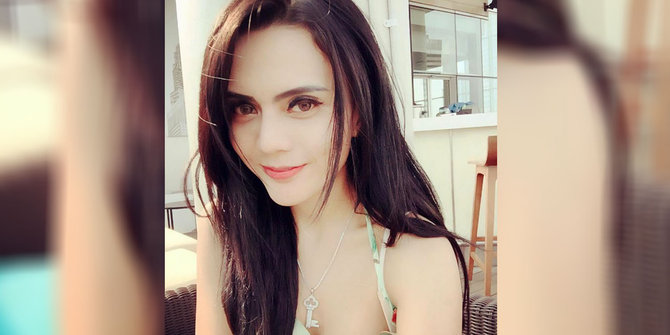 Deretan Sensasi Anggita Sari Model Bookingan Hingga Kasus