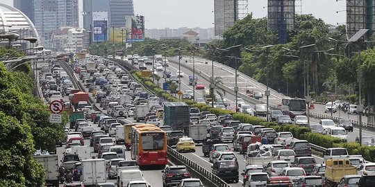 Ini alasan Ahok ingin bangun enam ruas jalan tol dalam kota