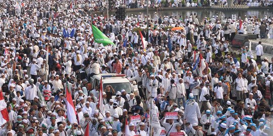 Kapolda Metro yakin pendemo 2 Desember salat di masjid, tak di jalan