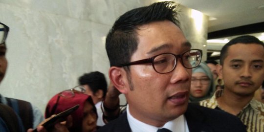 Ridwan Kamil: Berpikir dulu sebelum posting di medsos