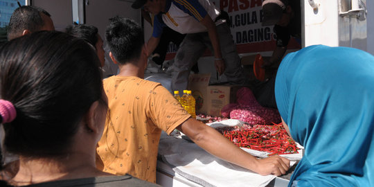 Pasar forex buka natal