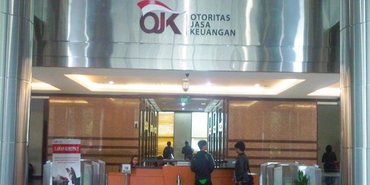 OJK beri penghargaan kepada tokoh praktisi dan akademisi