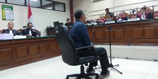 Lebih percaya Majelis Hakim, alasan Dahlan Iskan tak pakai pengacara