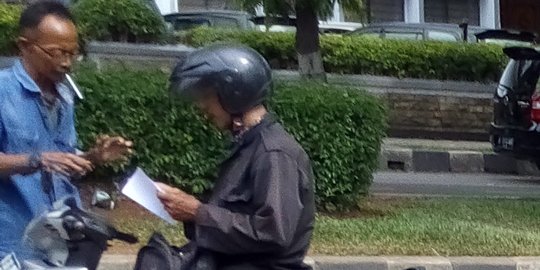 Baru pegang uang Rp 2,3 juta, calo SIM di Daan Mogot dicokok polisi