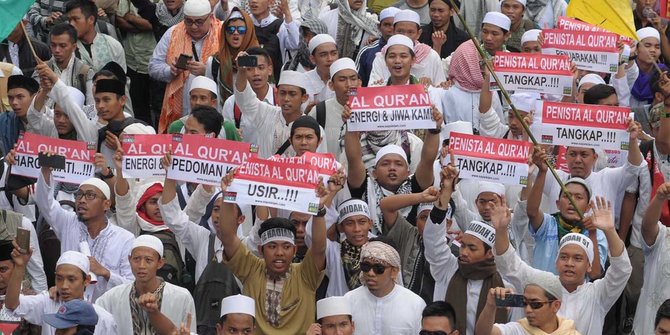 Pergerakan massa dari daerah menuju Jakarta jelang demo 2 
