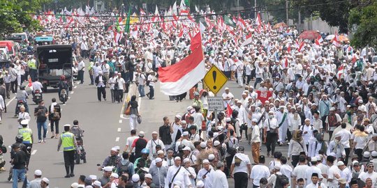 Demo 2 Desember, 9.330 umat Islam bertolak dari Bandung ke Jakarta