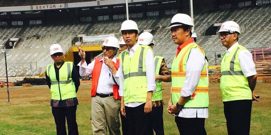 Tinjau renovasi GBK, Jokowi targetkan rampung November 2017