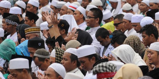 156 Peserta doa 2 Desember sakit, 6 orang dibawa ke rumah sakit