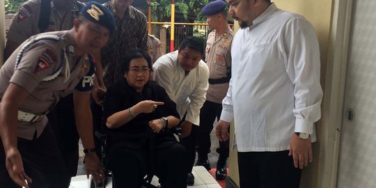 Penangkapan Rachmawati dkk karena minta sidang istimewa MPR?