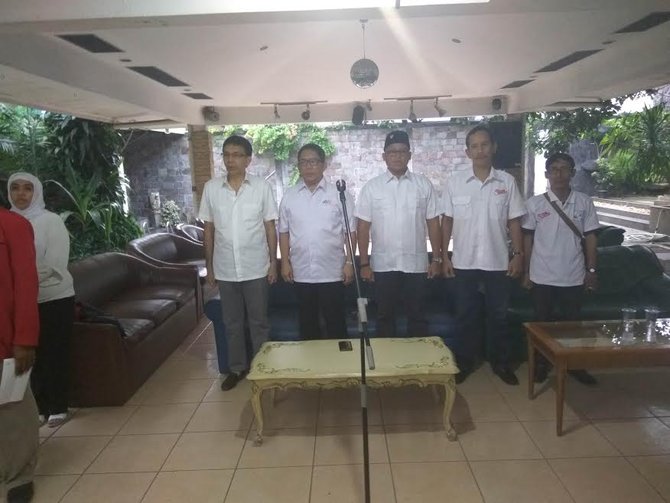 bersama boy sadikin kader pdip dukung anies sandiaga