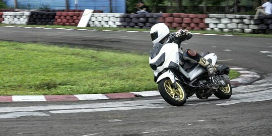 Memacu adrenalin di Sentul Kecil