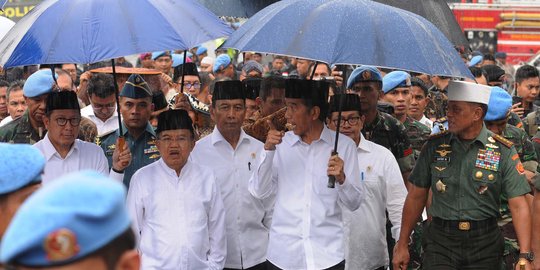 Jokowi tinjau penggunaan dana desa di Kutai sebesar Rp 400 juta