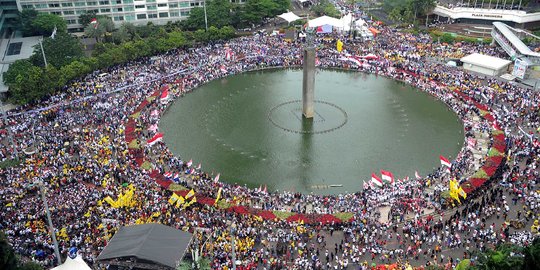 Sumarsono menyesalkan banyak peserta aksi 412 beratribut partai
