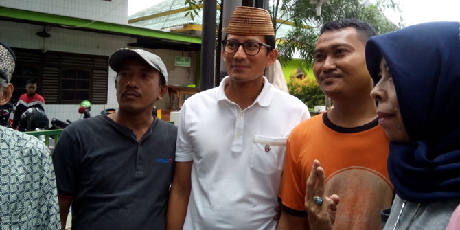 Cerita dan filosofi kopiah karanji bagi Sandiaga  merdeka.com