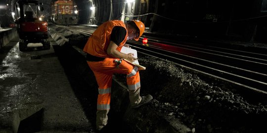 Pembangunan terowongan Stasiun Manggarai sepanjang 60 meter selesai