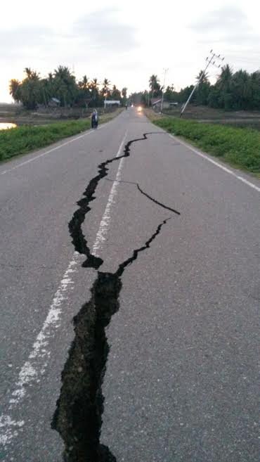 kerusakan gempa aceh