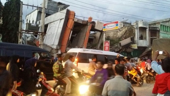 kerusakan gempa aceh