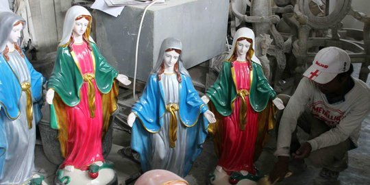 Jelang Natal pesanan patung Yesus & Bunda Maria meningkat tajam