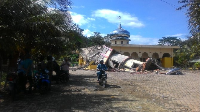 kerusakan gempa aceh