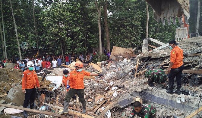 kerusakan gempa aceh