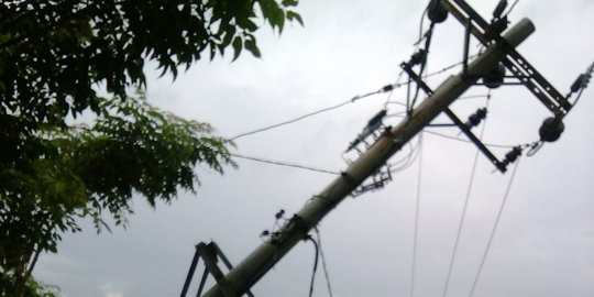 Menengok kerusakan infrastruktur PLN pasca gempa Aceh