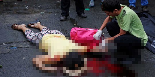 Antar anaknya sekolah, ibu ini tewas ditembus peluru pasukan Duterte