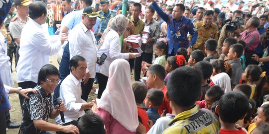 Gempa Aceh, Jokowi minta Menteri PU-Pera dan Mendikbud kerja cepat