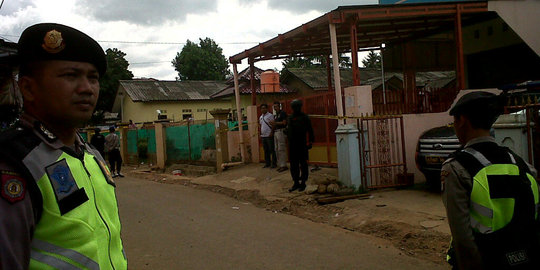 Olah TKP selesai, polisi bawa 2 tas diduga barang bukti