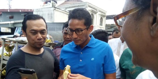 Sandi punya program Oke Oce, warga bakal diberi modal & tempat usaha