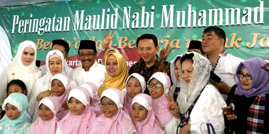 Ahok-Djarot hadiri Maulid Nabi SAW di Masjid Al Huda