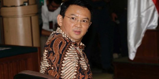 Ini nota keberatan lengkap Ahok yang dibacakan sambil menangis