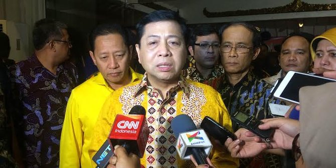 Setya Novanto penuhi panggilan KPK terkait kasus korupsi e 