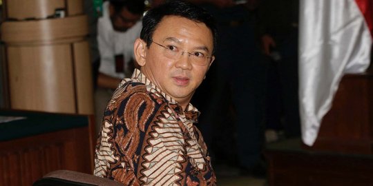 Saat netizen ramai-ramai pantau sidang Ahok