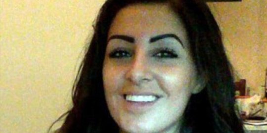 Bertempur lawan ISIS, gadis cantik nan seksi ini malah dipenjara