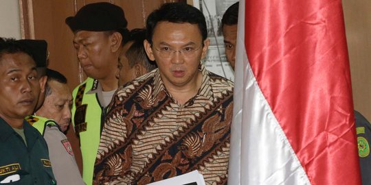 Tolak beri bansos, Ahok dalih pilih perbaiki layanan publik