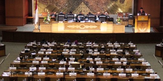 Rapat Paripurna sahkan RUU Pertembakauan jadi inisiatif DPR