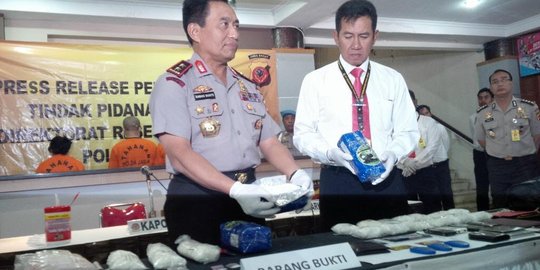 Polda Jabar bekuk 6 pengedar 6 kg sabu dikendalikan napi Lapas Riau