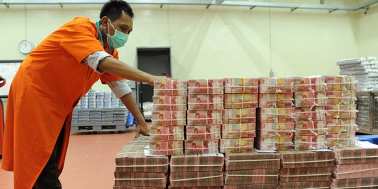 Rupiah melemah dan sempat sentuh level Rp 13.428 per USD